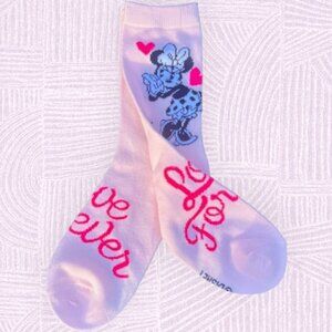 Disney NWOT Minnie Mouse Girl's Socks Love Forever Pink